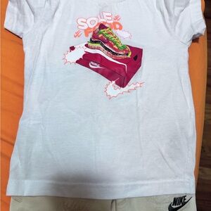 Nike White Short Sleeve Tee with Graphic Design